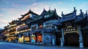 Shanghai’s Urban Glamour Meets Wuzhen’s Timeless Charm!