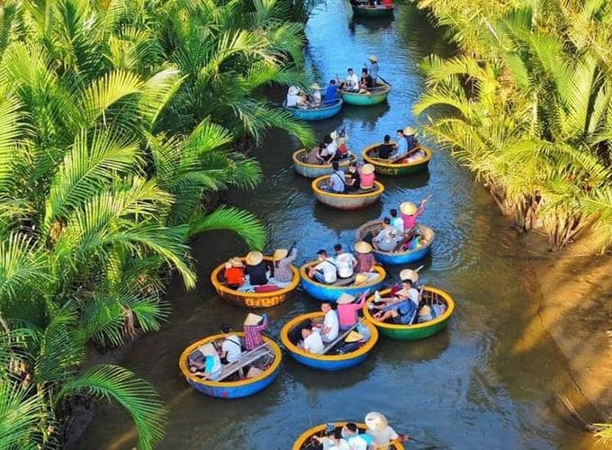 From City Streets to Beach Beats - Da Nang Awaits!