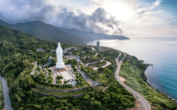 From City Streets to Beach Beats - Da Nang Awaits!