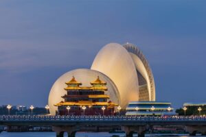 Macau Glam, Chikan Charm, Canton Culture!