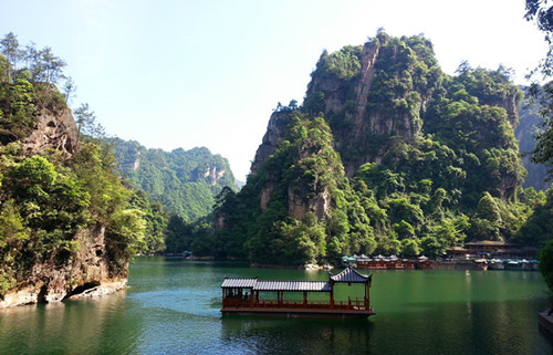 Dreamscape China: Avatar Peaks, Mini Venice & Furong Falls 5D4N Charter 2026